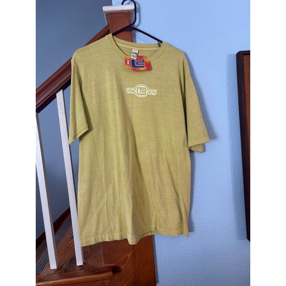 Levi’s L2 Y2K VTG grunge skater streetwear nwt t shirt USA L deadstock